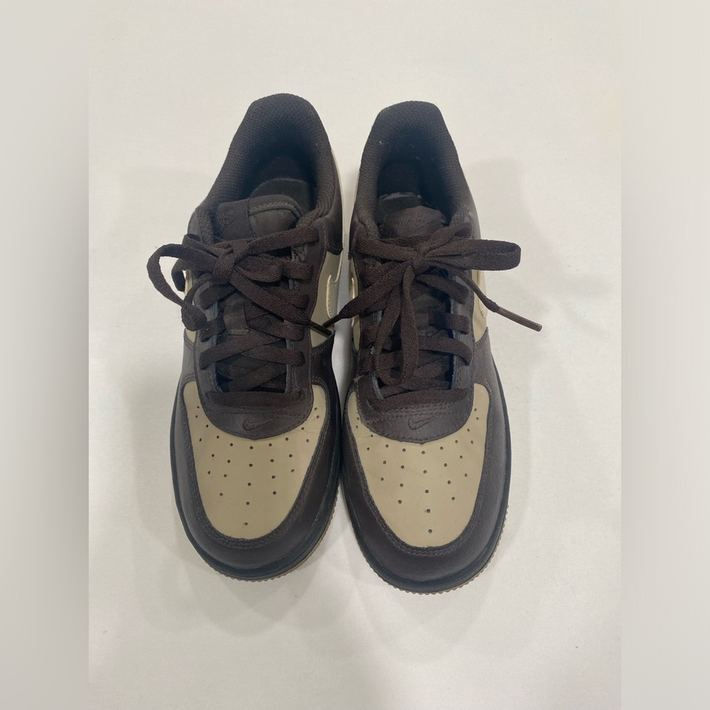 Air Force 1 sneakers